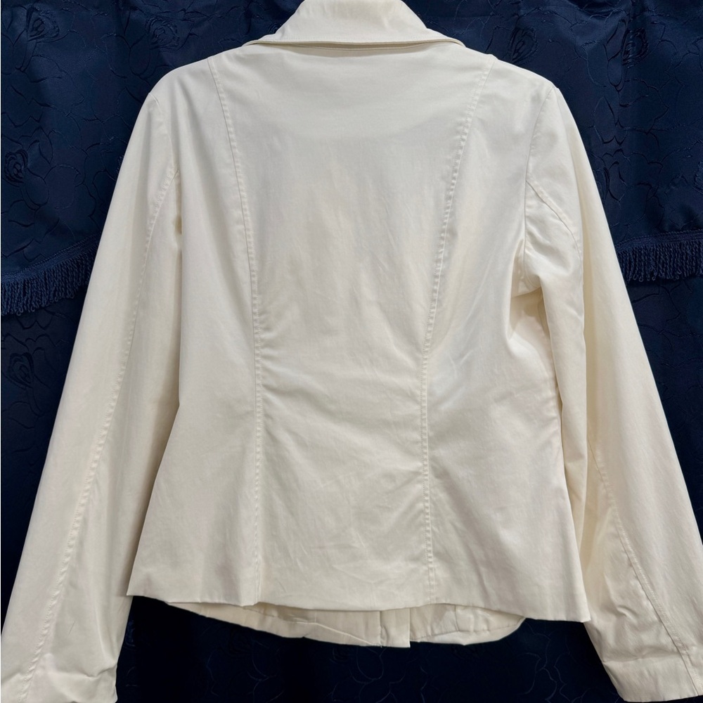 For Cynthia Cream Ruffled Blazer - Picture 4 of 9